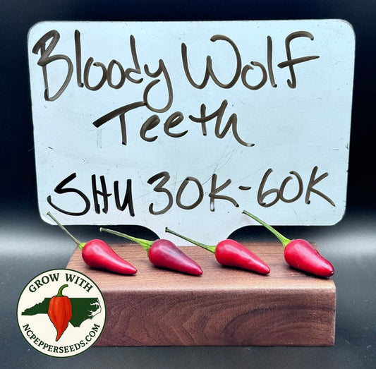 Bloody Wolf Teeth peppers, 30,000–60,000 SHU